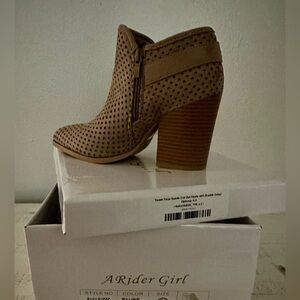 ARider Girl Bootie 6.5